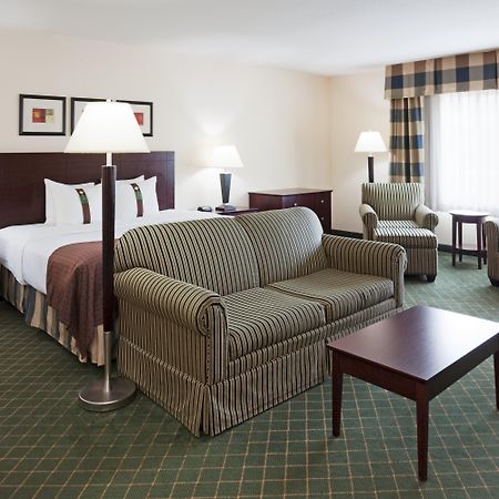 Holiday Inn Conference Center Marshfield, An Ihg Hotel Экстерьер фото