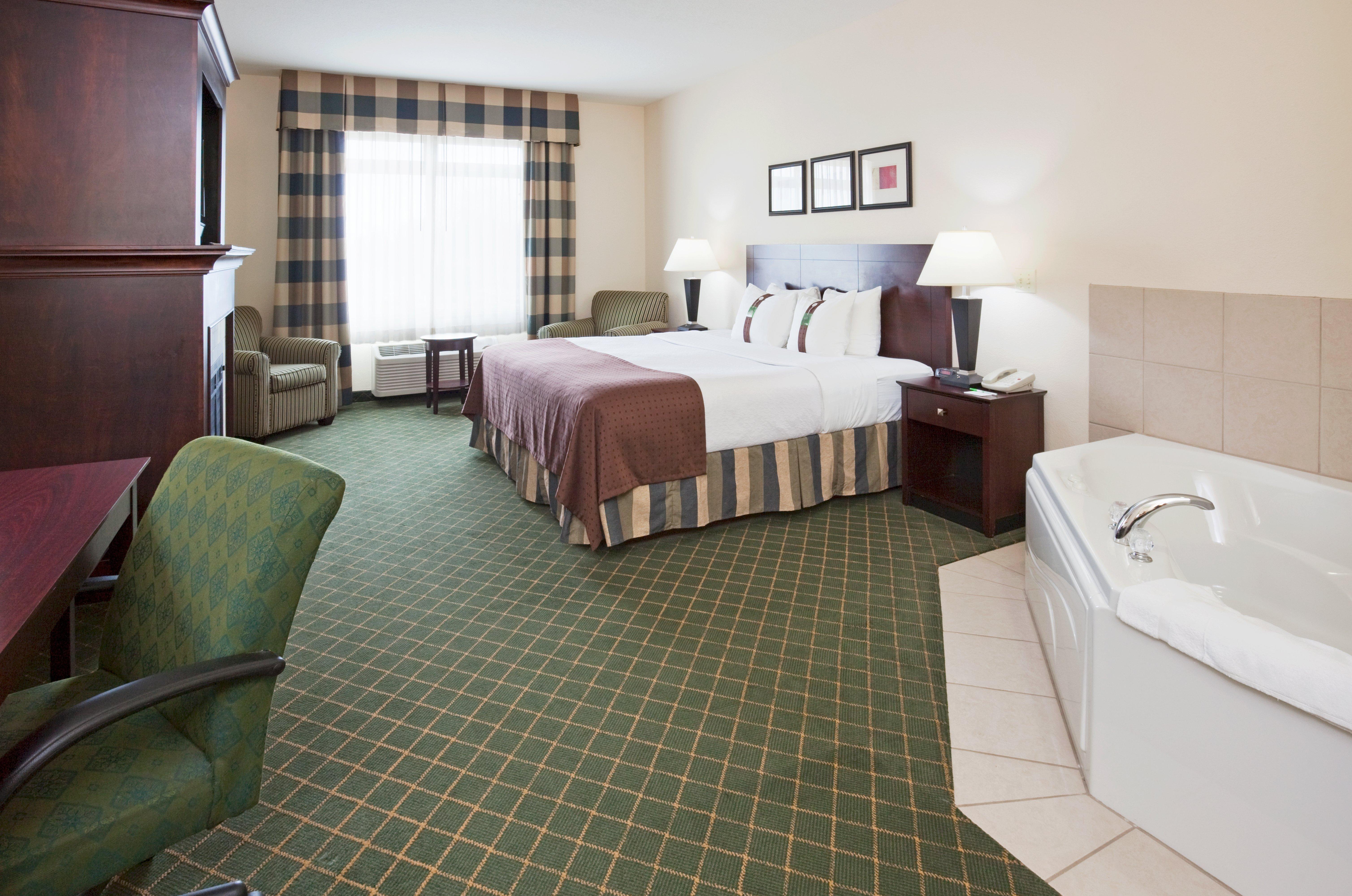 Holiday Inn Conference Center Marshfield, An Ihg Hotel Экстерьер фото
